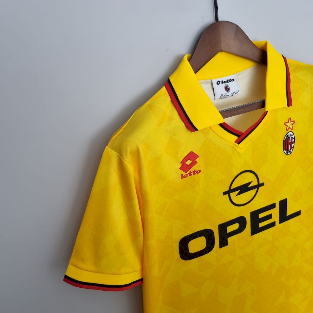 2024101709093564.jpg Retro AC Milan 1995/96 Third Jersey - Image 8