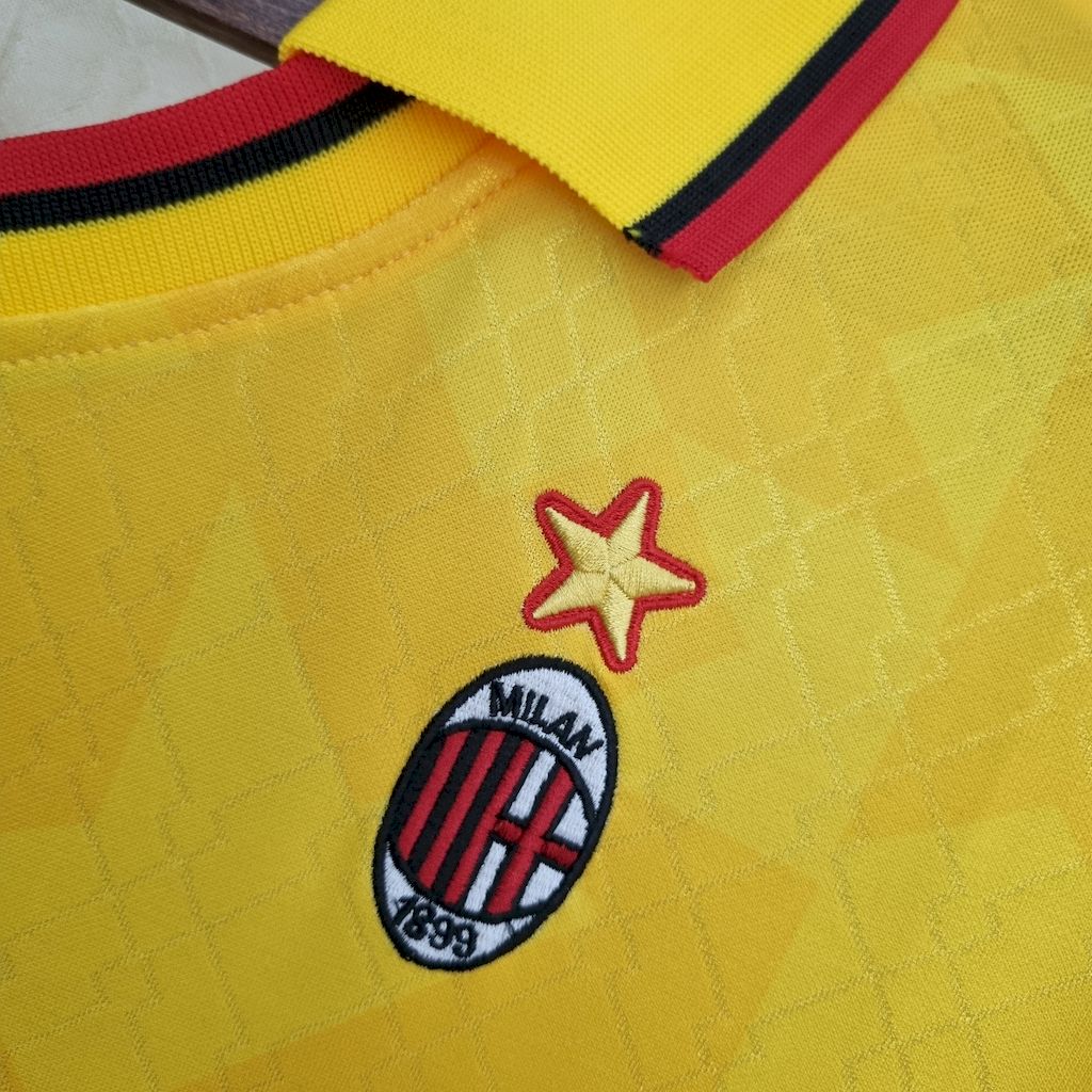 2024101709094521.jpg Retro AC Milan 1995/96 Third Jersey - Image 4