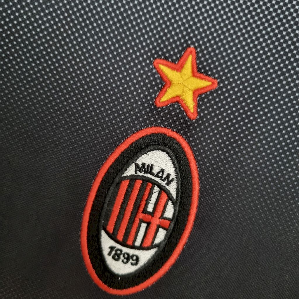 2024101709111017.jpg Retro AC Milan 1995/96 Suit Black Jersey - Image 4