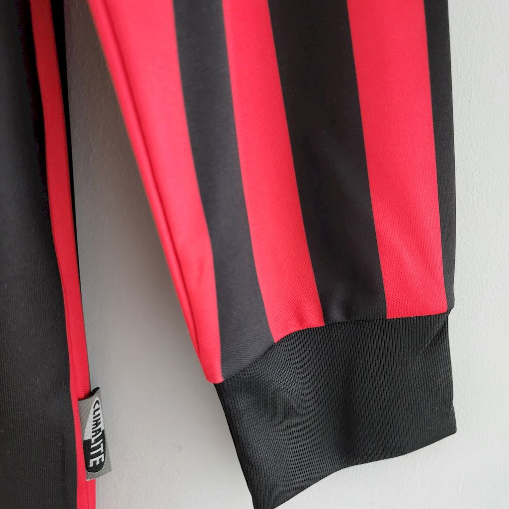 2024101709143570.jpg Retro AC Milan 1999/00 Home Long Sleeve Jersey - Image 3
