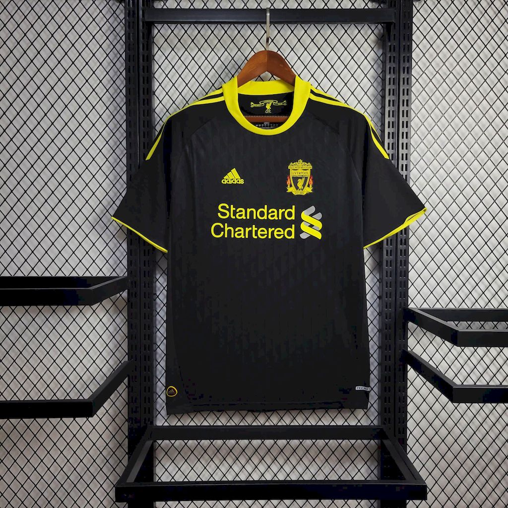 2024102213061485.jpg Retro Liverpool 2010/11 Third Jersey - Image 3
