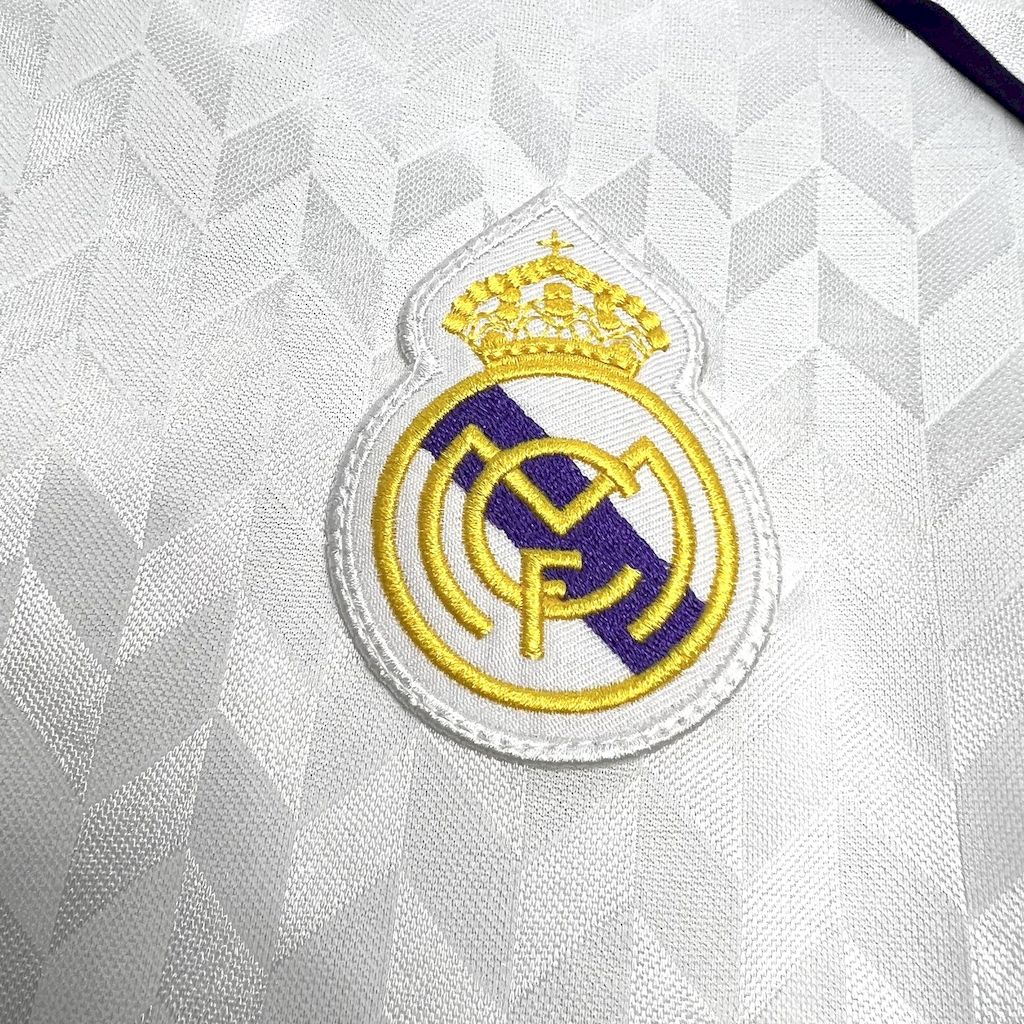 2024102817180461.jpg Retro Real Madrid 1988/89 Home Jersey - Image 4