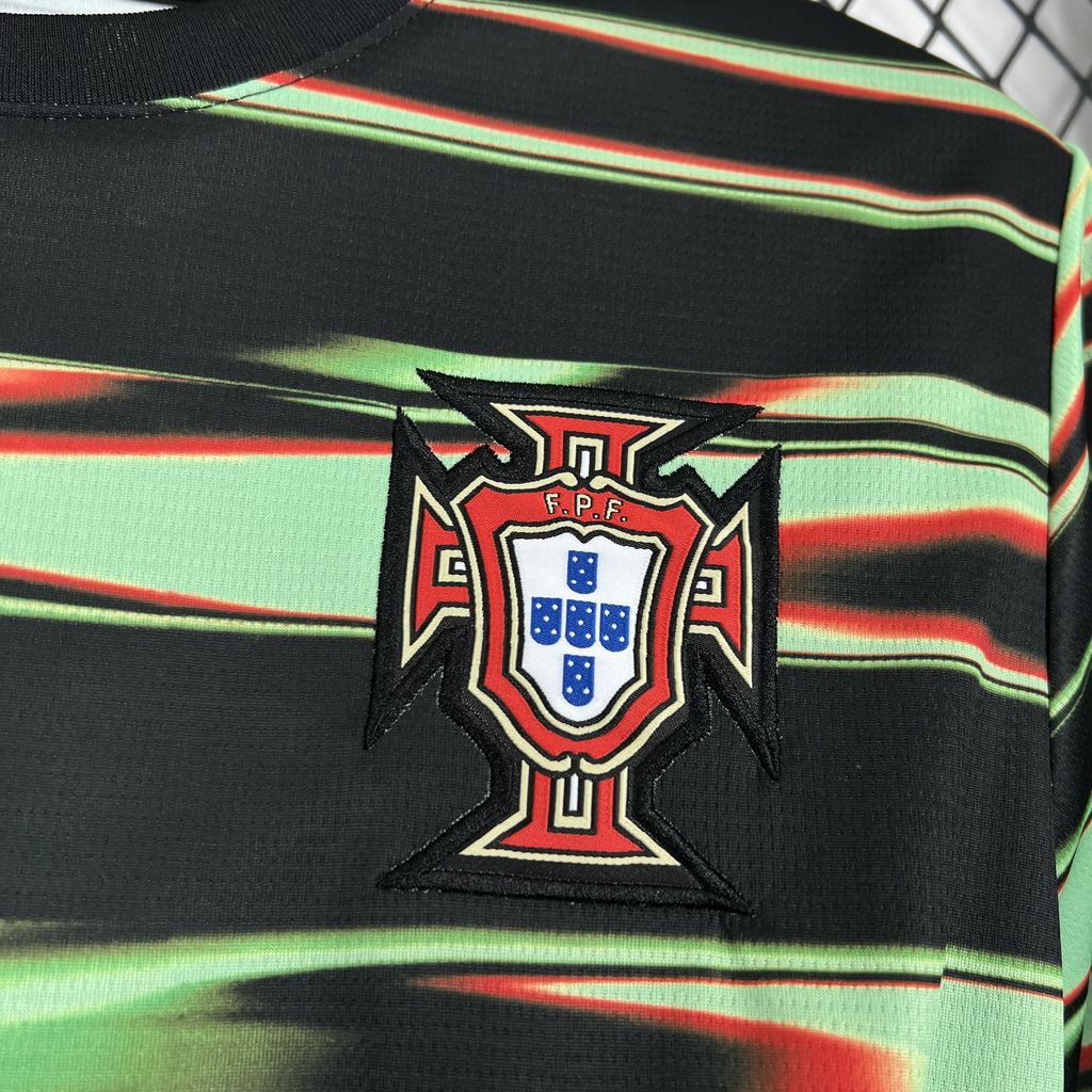 2024103014114424.jpg Mens Portugal 2025/26 Camouflage Jersey - Image 6