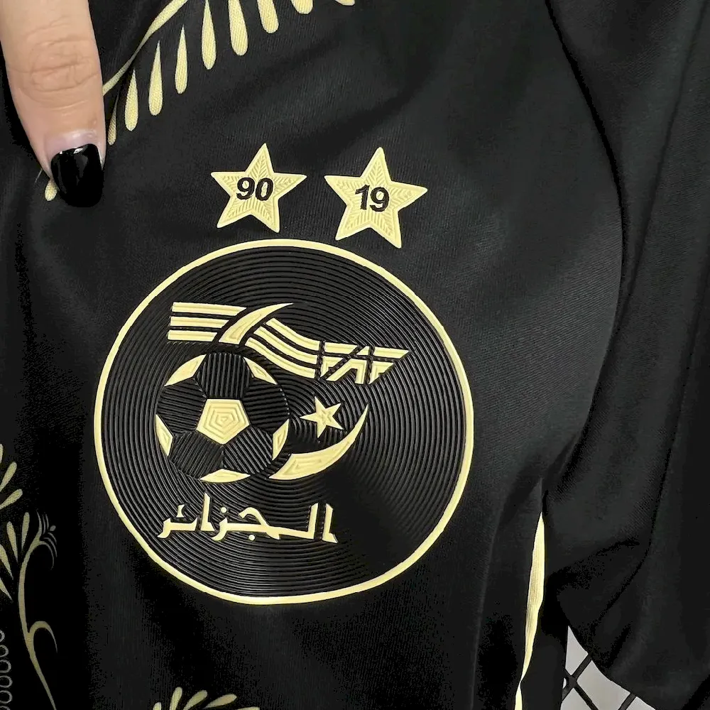 202411062115577.webp Mens Algeria 2024/25 Karakou Black gold Jersey - Image 8