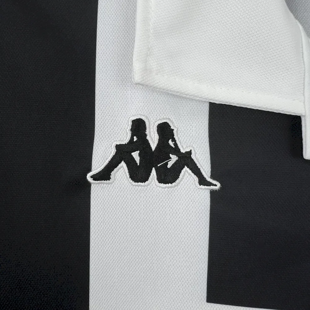 2024111012113342.webp Retro Juventus 1999/00 Home Jersey - Image 7