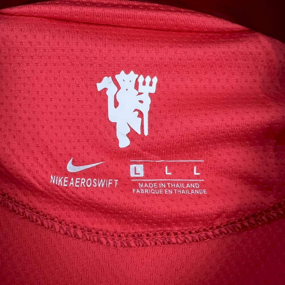 20241110121610100.webp Retro Manchester United 2007/08 Home UCL Long Sleeve Jersey - Image 5