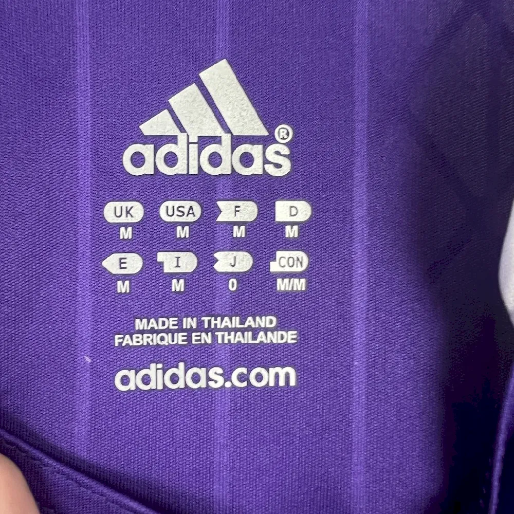 2024111012171296.webp Retro Real Madrid 2006/07 Third Jersey - Image 4