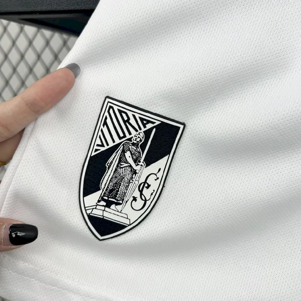 2024111012215064.webp Kids Vitoria de Guimaraes 2024/25 Home Kit - Image 6