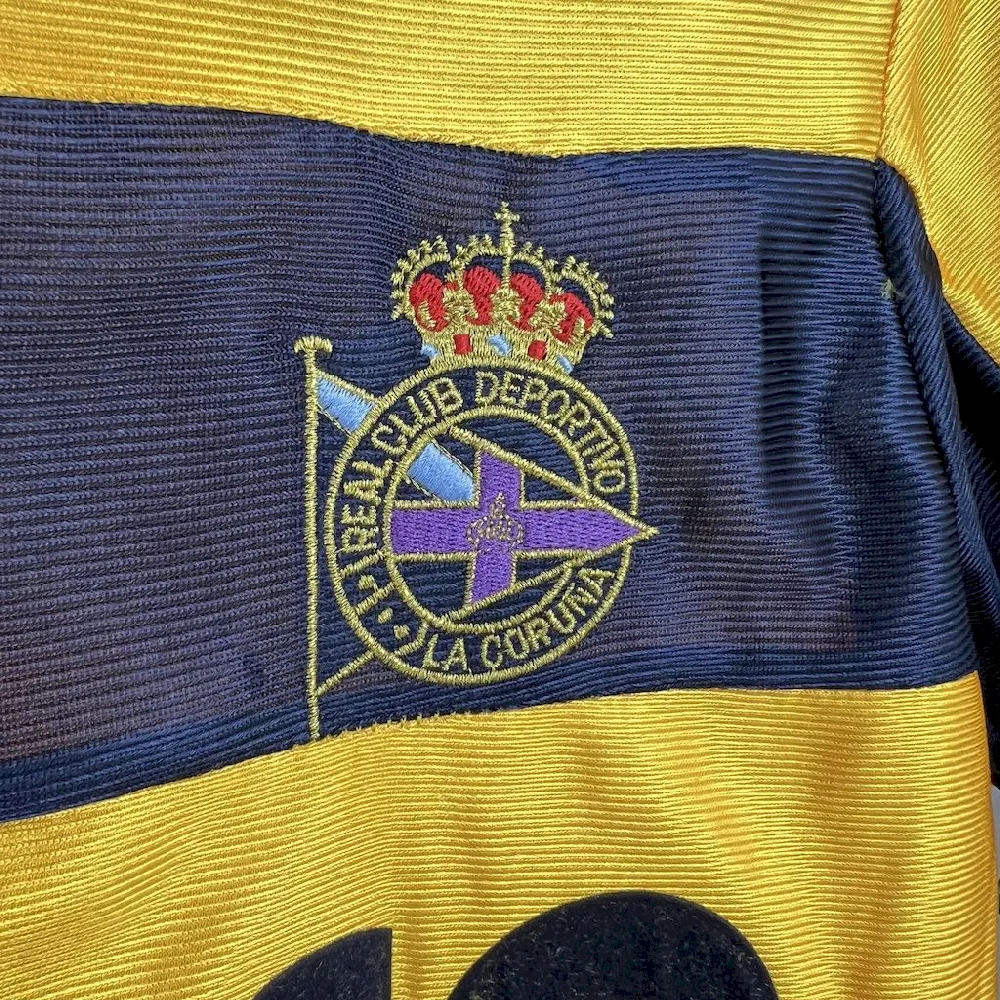 202411101227019.webp Retro Deportivo de La Coruna 1999/00 Third Jersey - Image 6