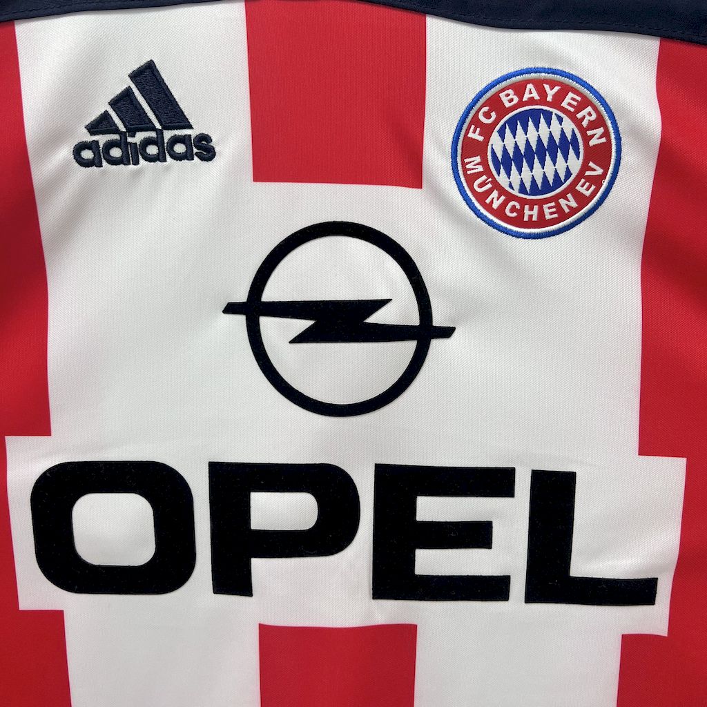 2024111019525711.jpg Retro Bayern Munich 2000/01 Away Jersey - Image 5