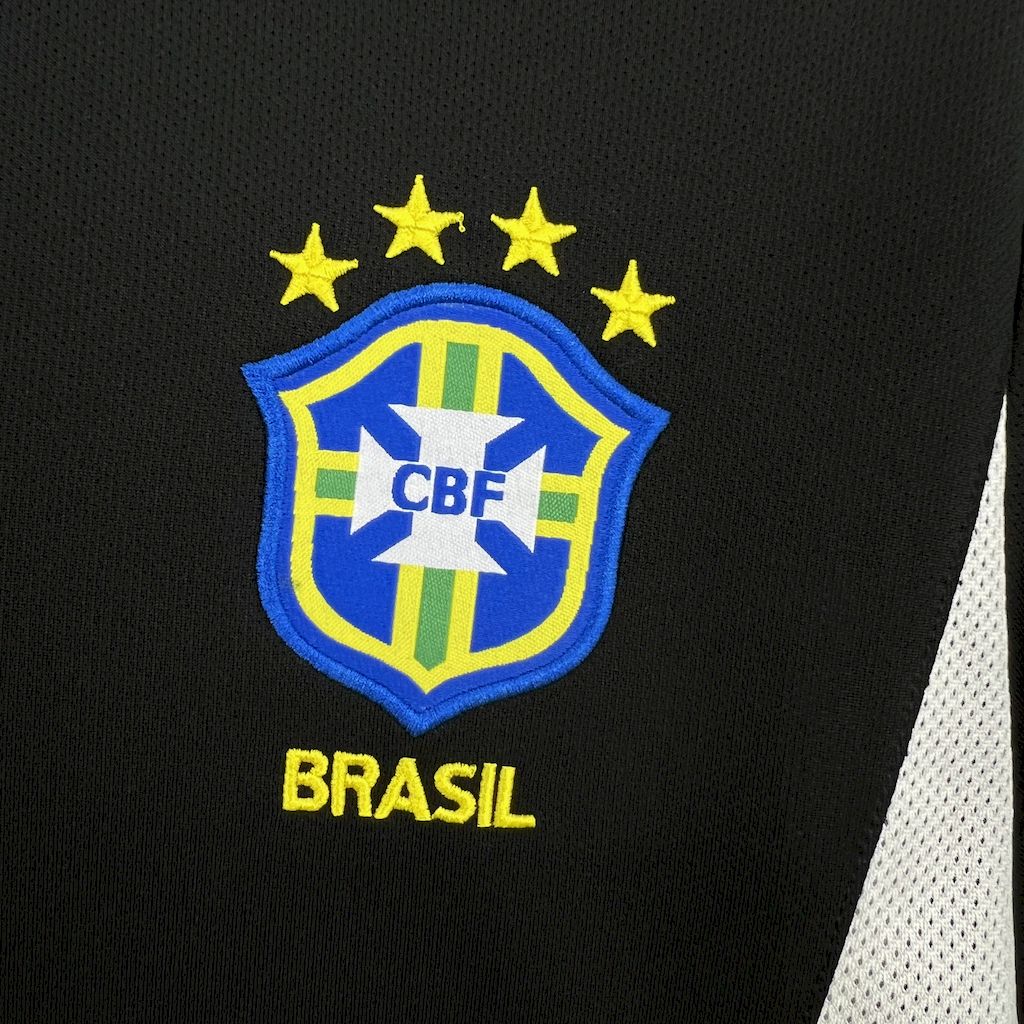 2024111019534169.jpg Retro Brazil 2002 Goalkeeper Jersey - Image 4