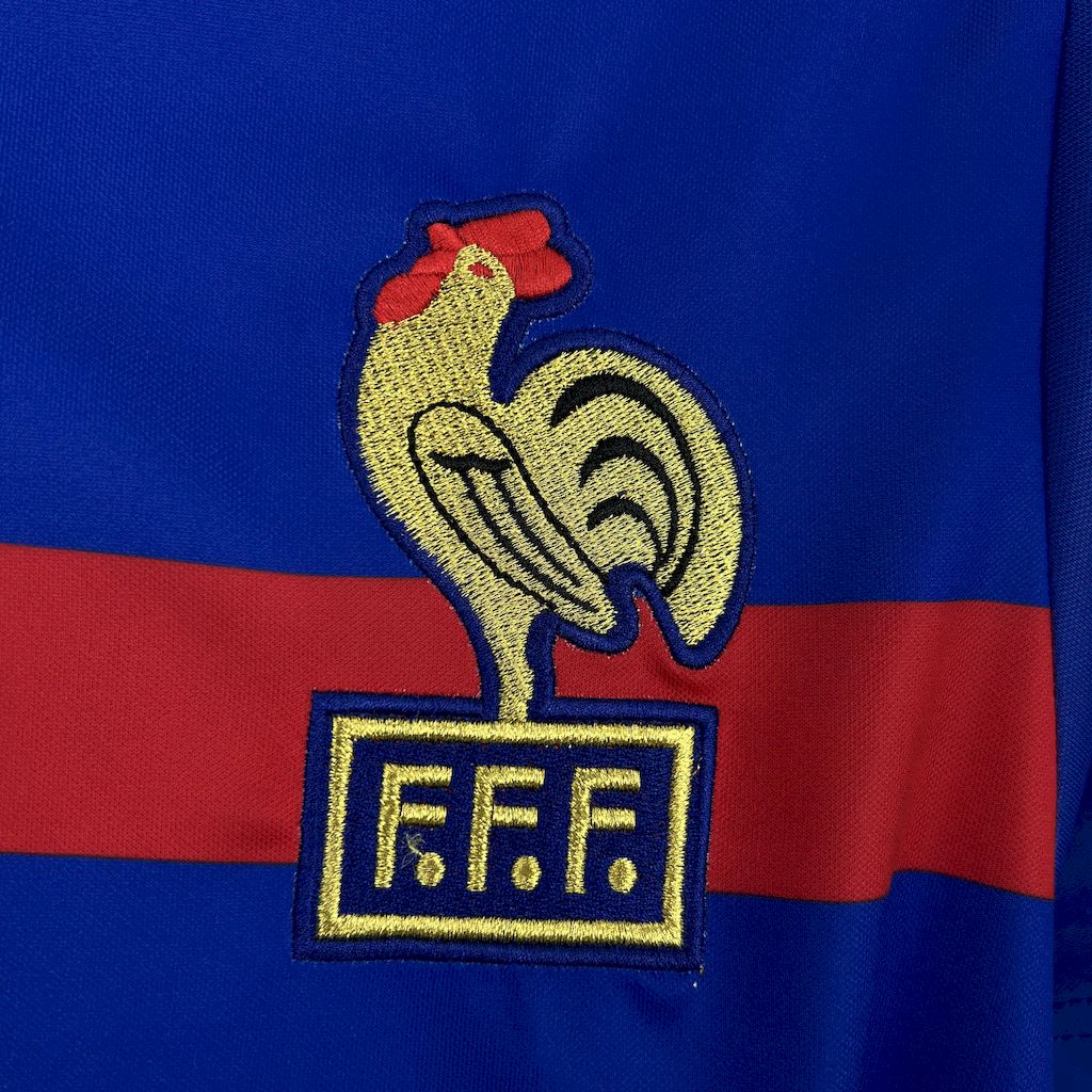 202411101954584.jpg Retro France 1984 Home Jersey - Image 5