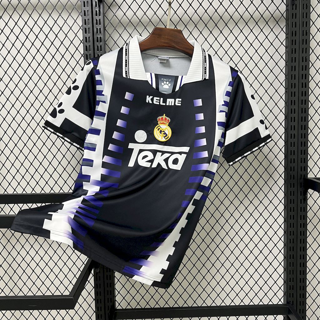2024111019554565.jpg Retro Real Madrid 1997/98 Third Jersey - Image 1