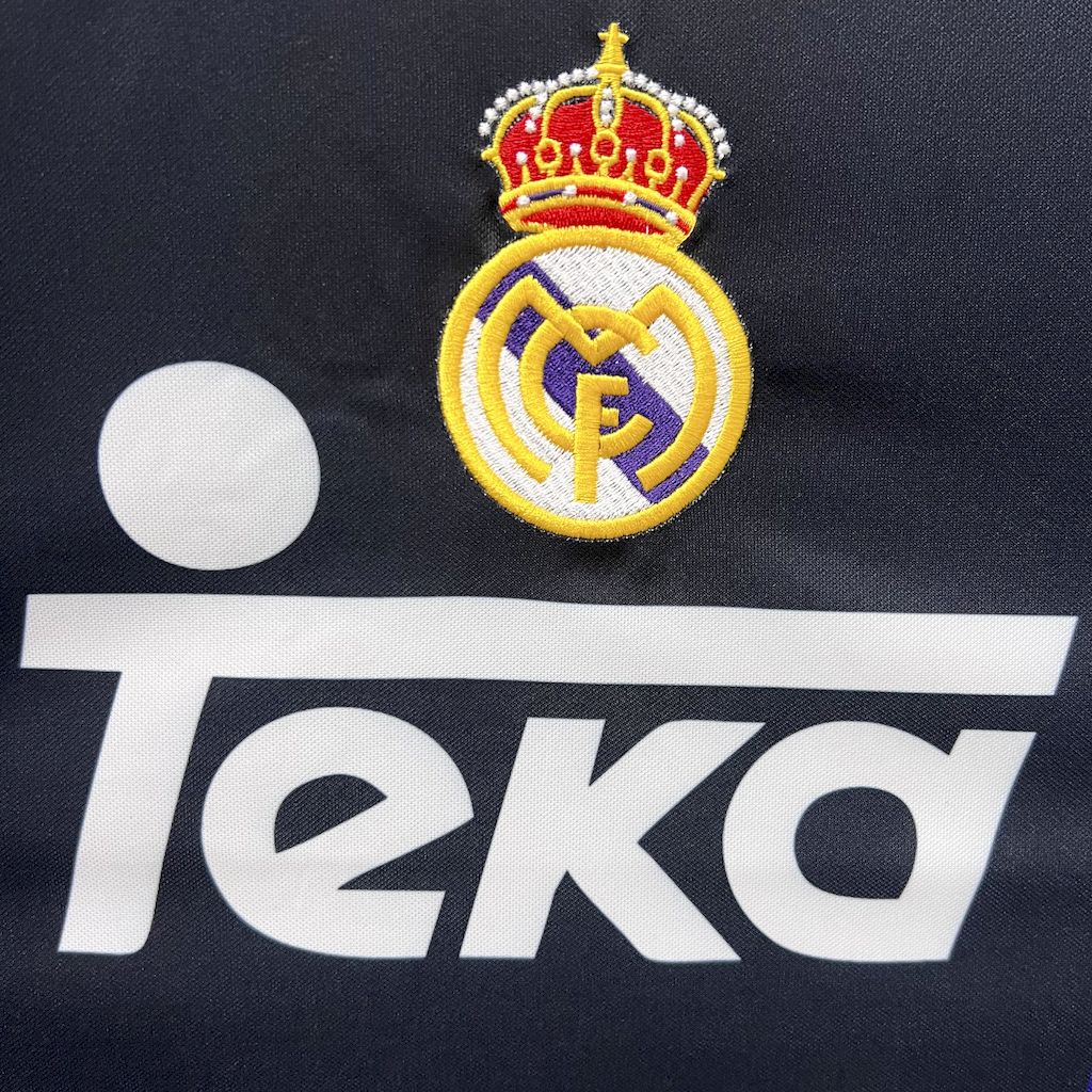2024111019555529.jpg Retro Real Madrid 1997/98 Third Jersey - Image 4