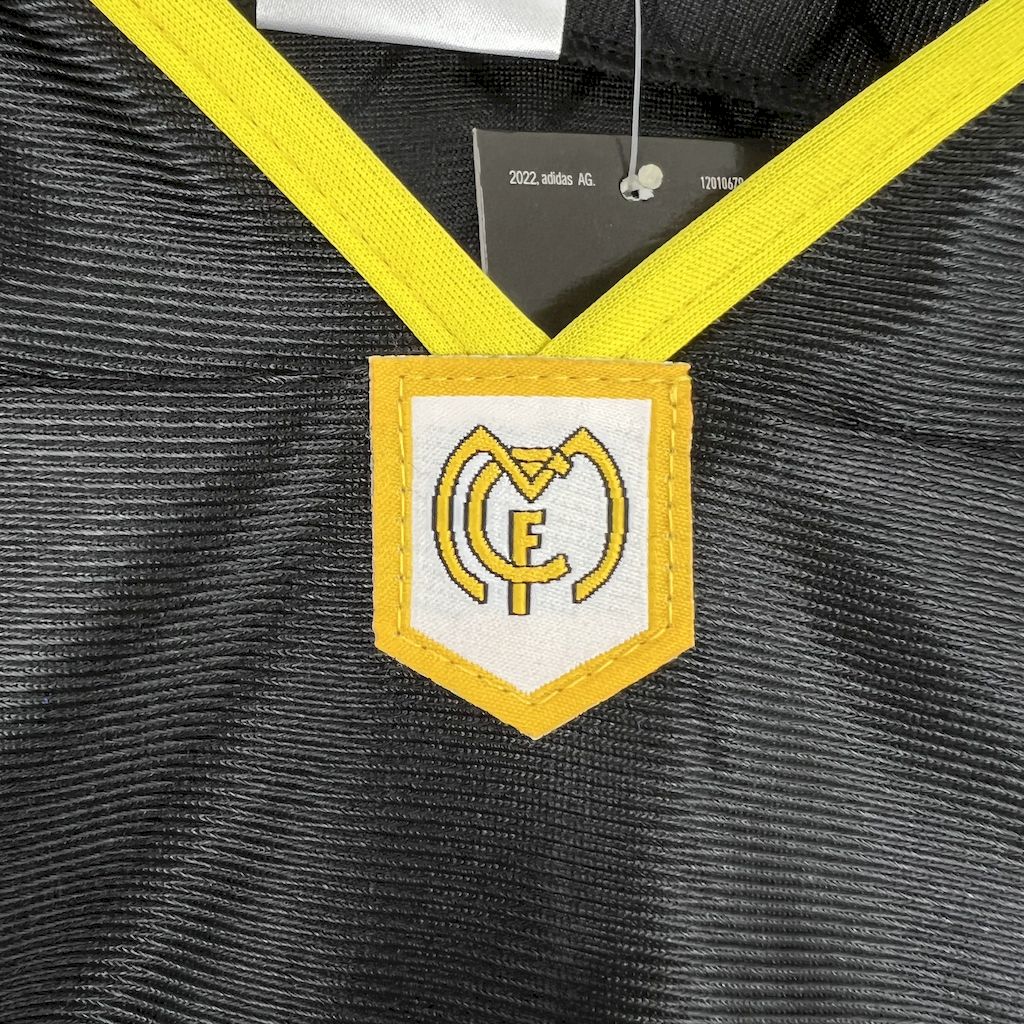 2024111019561111.jpg Retro Real Madrid 1998/00 Away Long Sleeve Jersey - Image 9