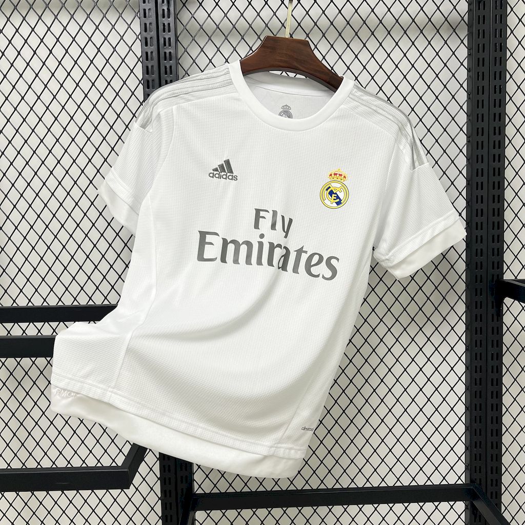 2024111019570290.jpg Retro Real Madrid 2015/16 Home Jersey - Image 1