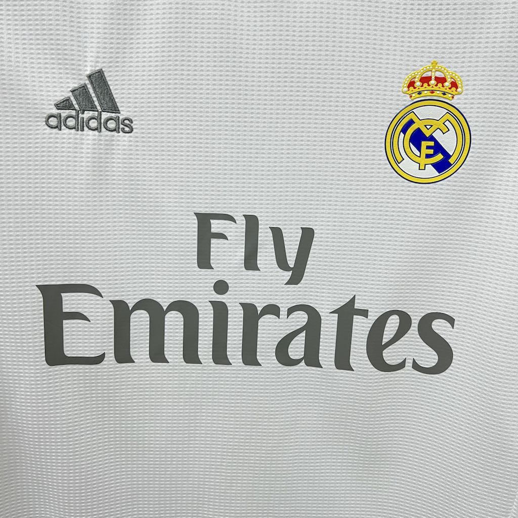 2024111019571777.jpg Retro Real Madrid 2015/16 Home Jersey - Image 6