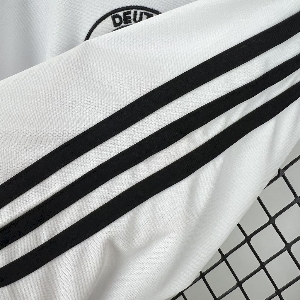 2024111207280315.jpg Retro Germany 1980 Home Jersey - Image 3