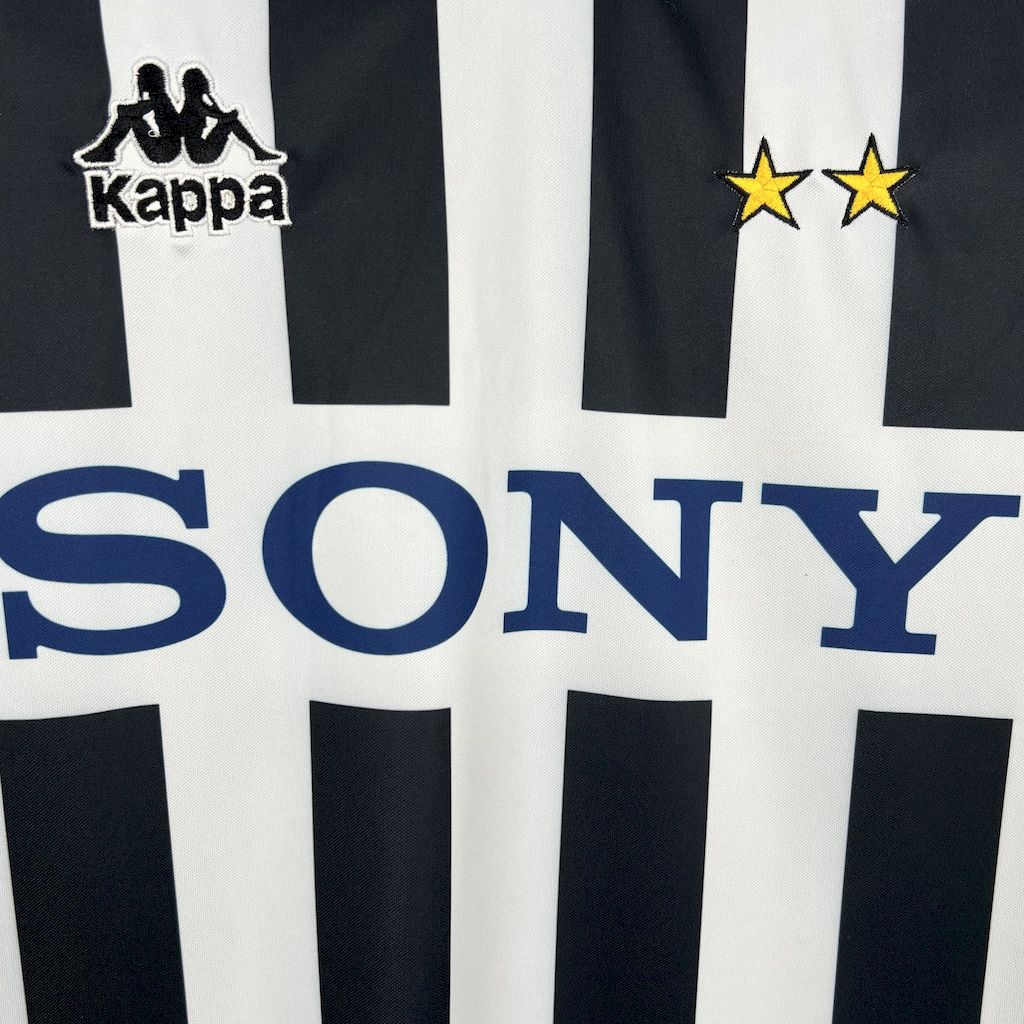 2024111207282033.jpg Retro Juventus 1996/97 Home Jersey - Image 4