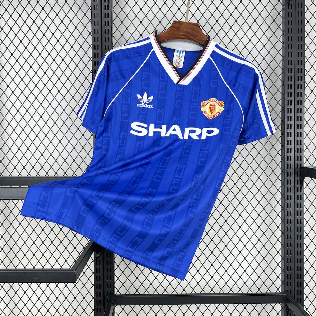 2024111207283072.jpg Retro Manchester United 1988/90 Third Jersey - Image 1