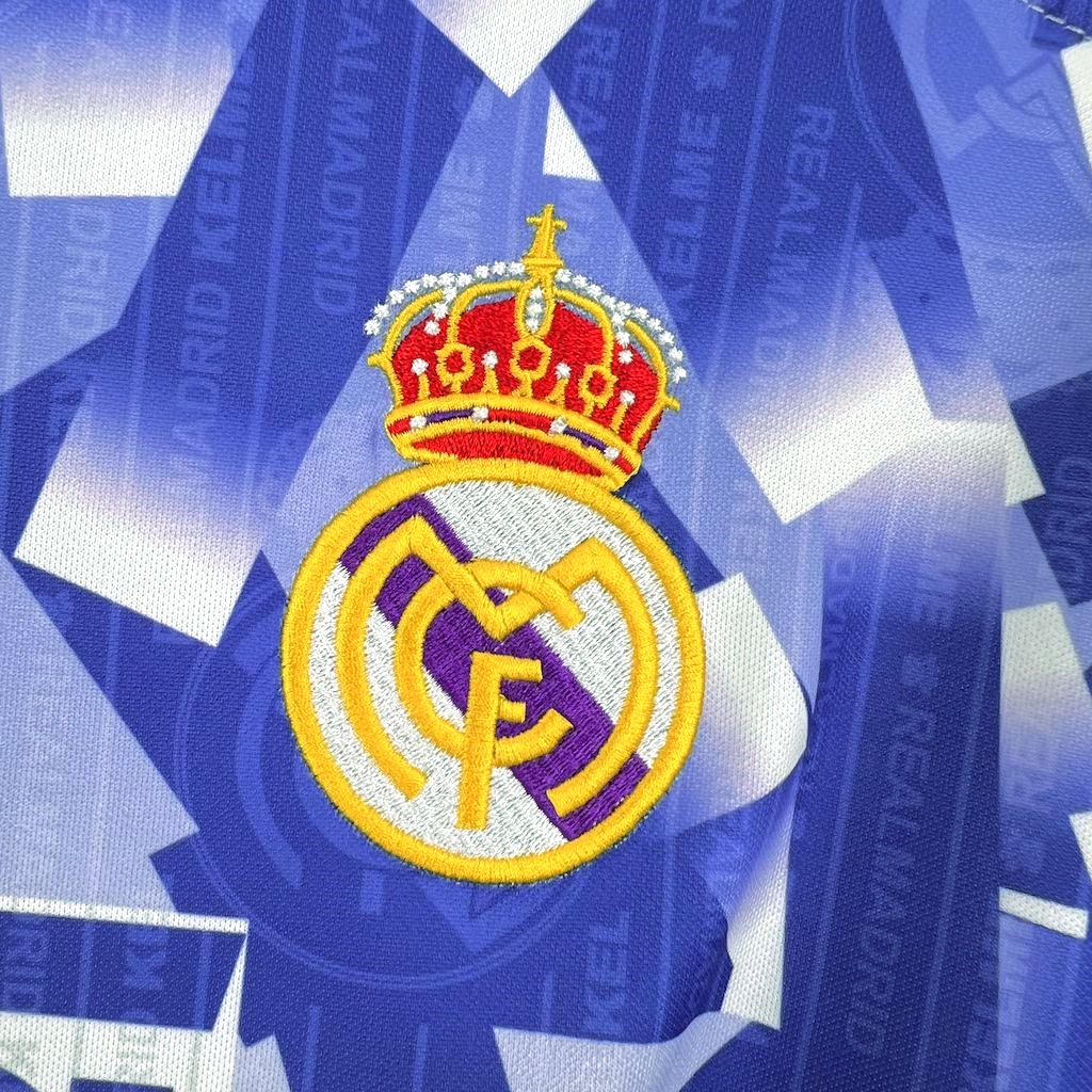2024111207304573.jpg Retro Real Madrid 1996/97 Third Jersey - Image 6