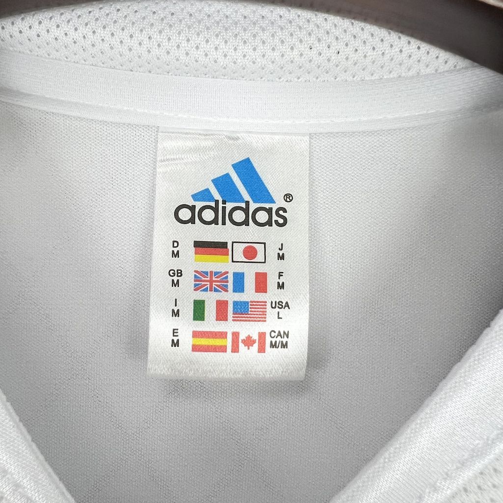 2024111207322068.jpg Retro Real Madrid 2004/05 Home Jersey - Image 4