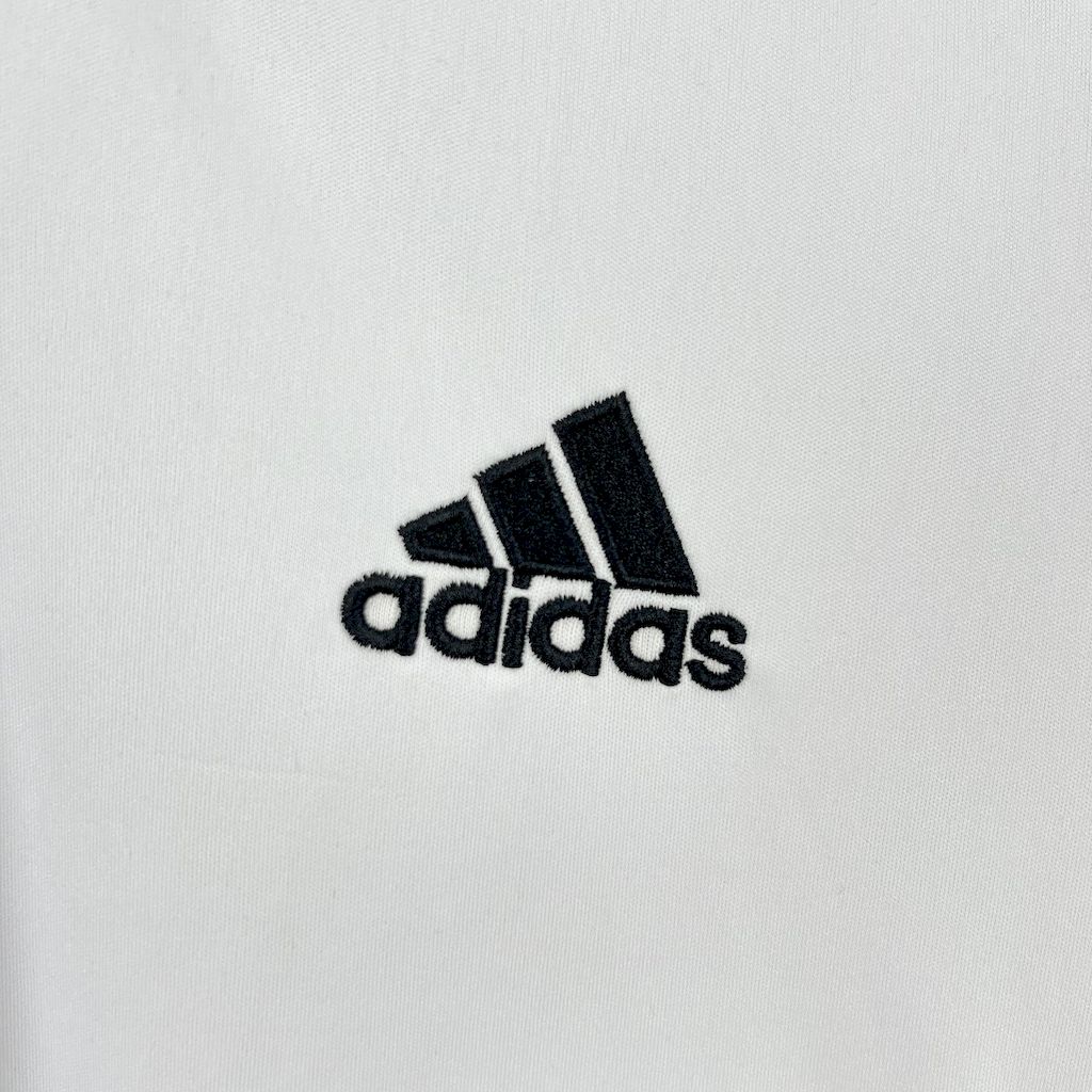2024111207323288.jpg Retro Real Madrid 2005/06 Home Jersey - Image 9