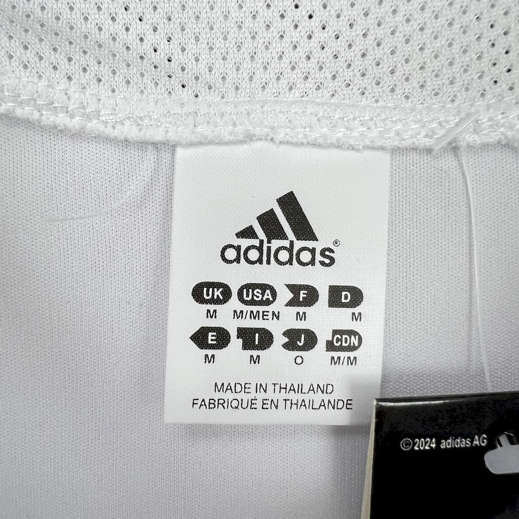 2024111207323639.jpg Retro Real Madrid 2005/06 Home Jersey - Image 7