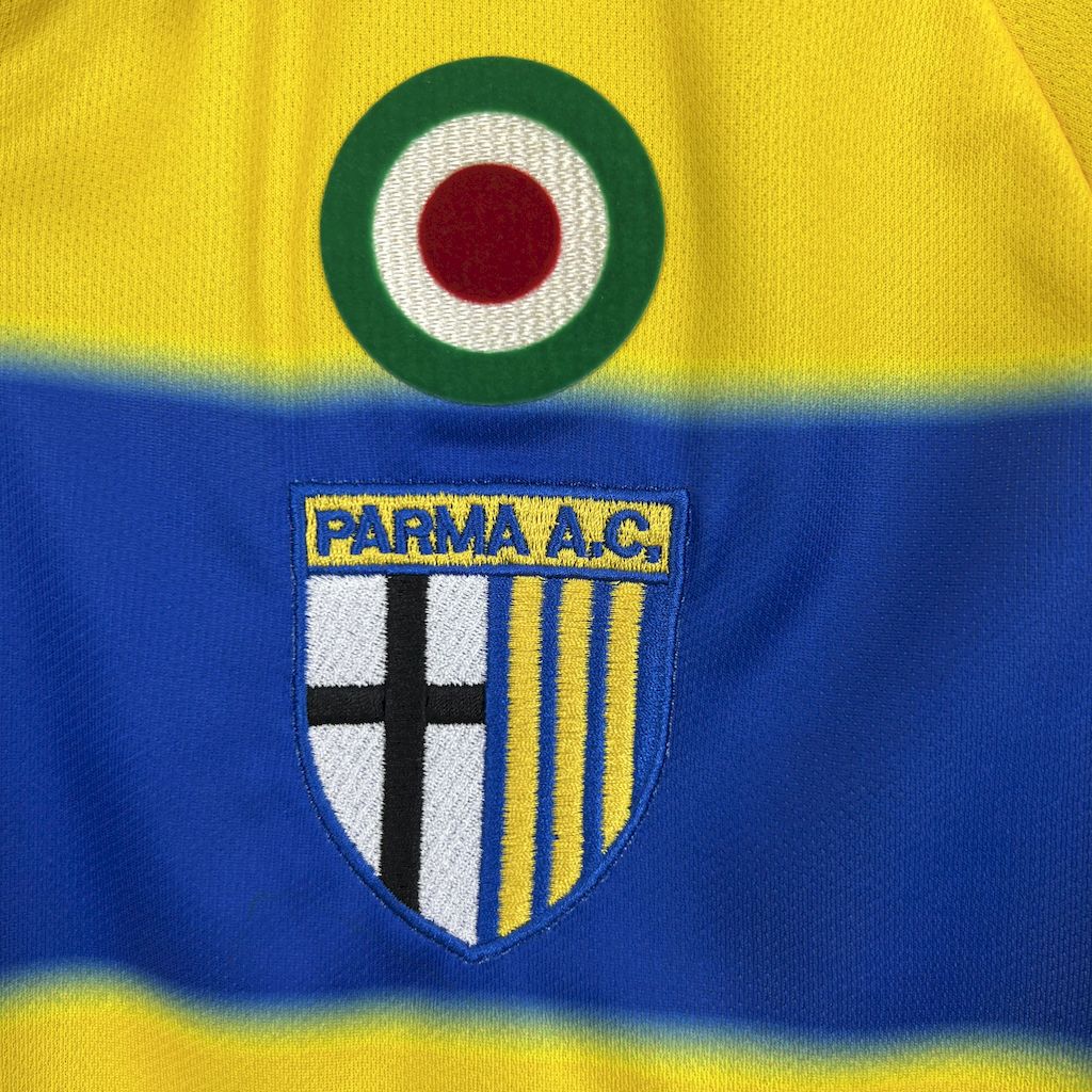 2024111213245423.jpg Retro Parma Calcio 1999/00 Home Jersey - Image 6