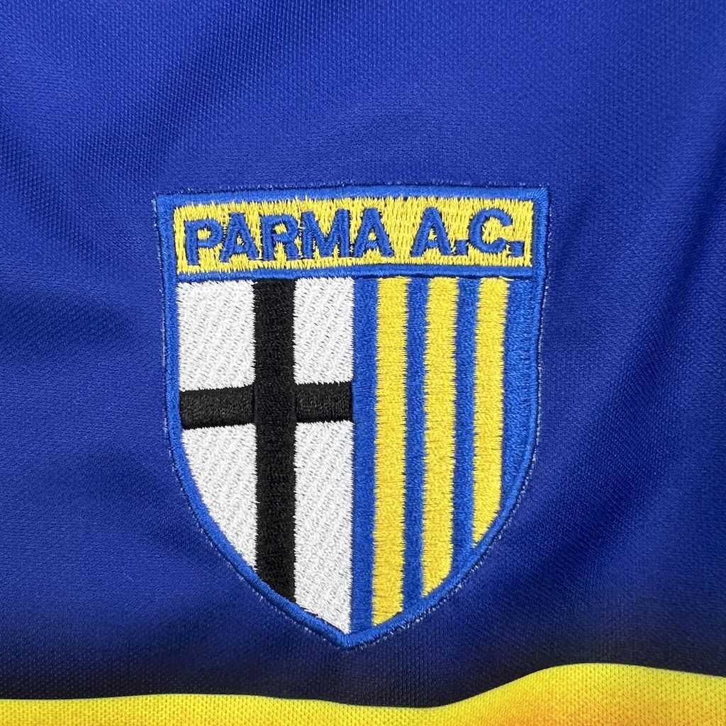2024111213250849.jpg Retro Parma Calcio 2001/02 Home Jersey - Image 7