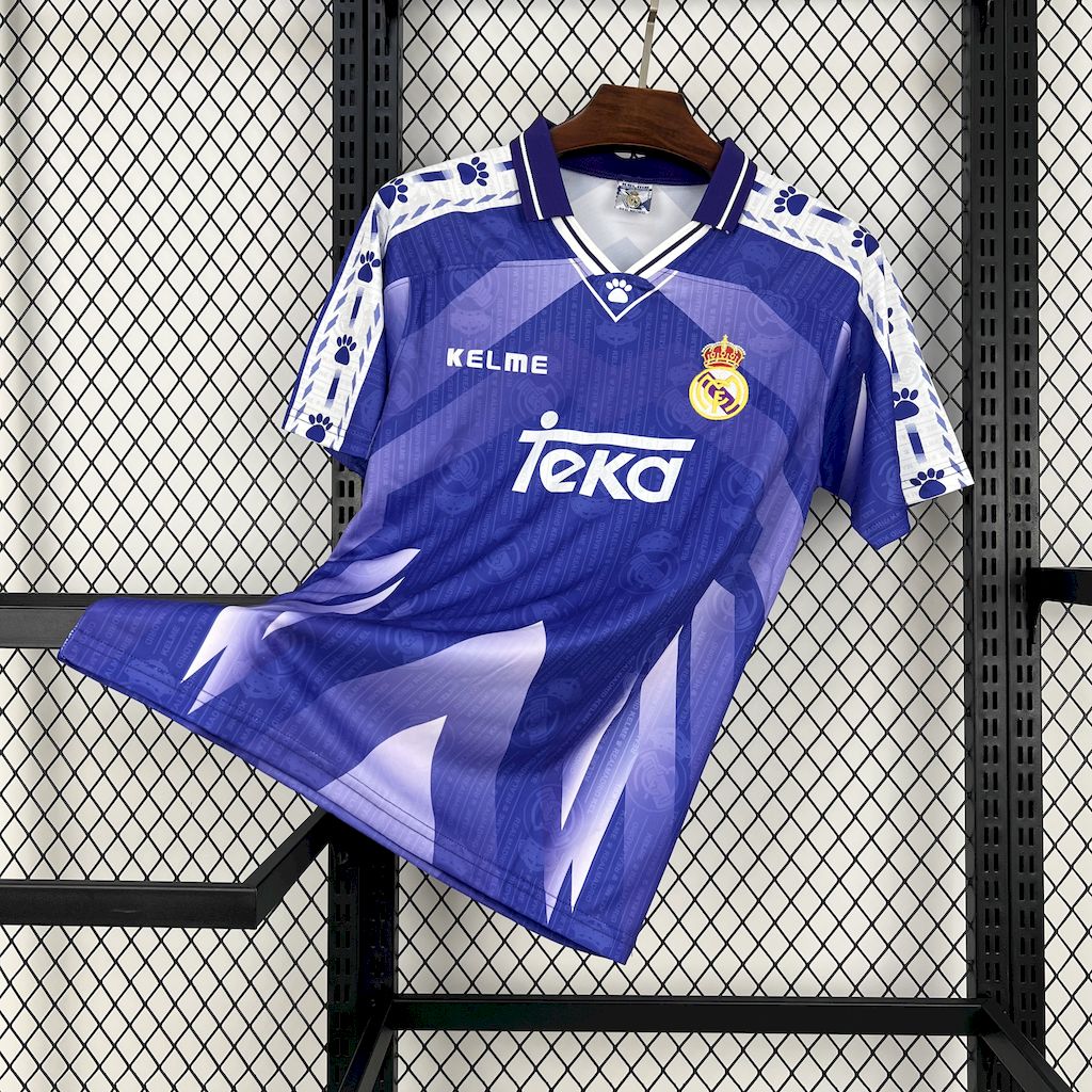 2024111213261257.jpg Retro Real Madrid 1996/97 Away Jersey - Image 1