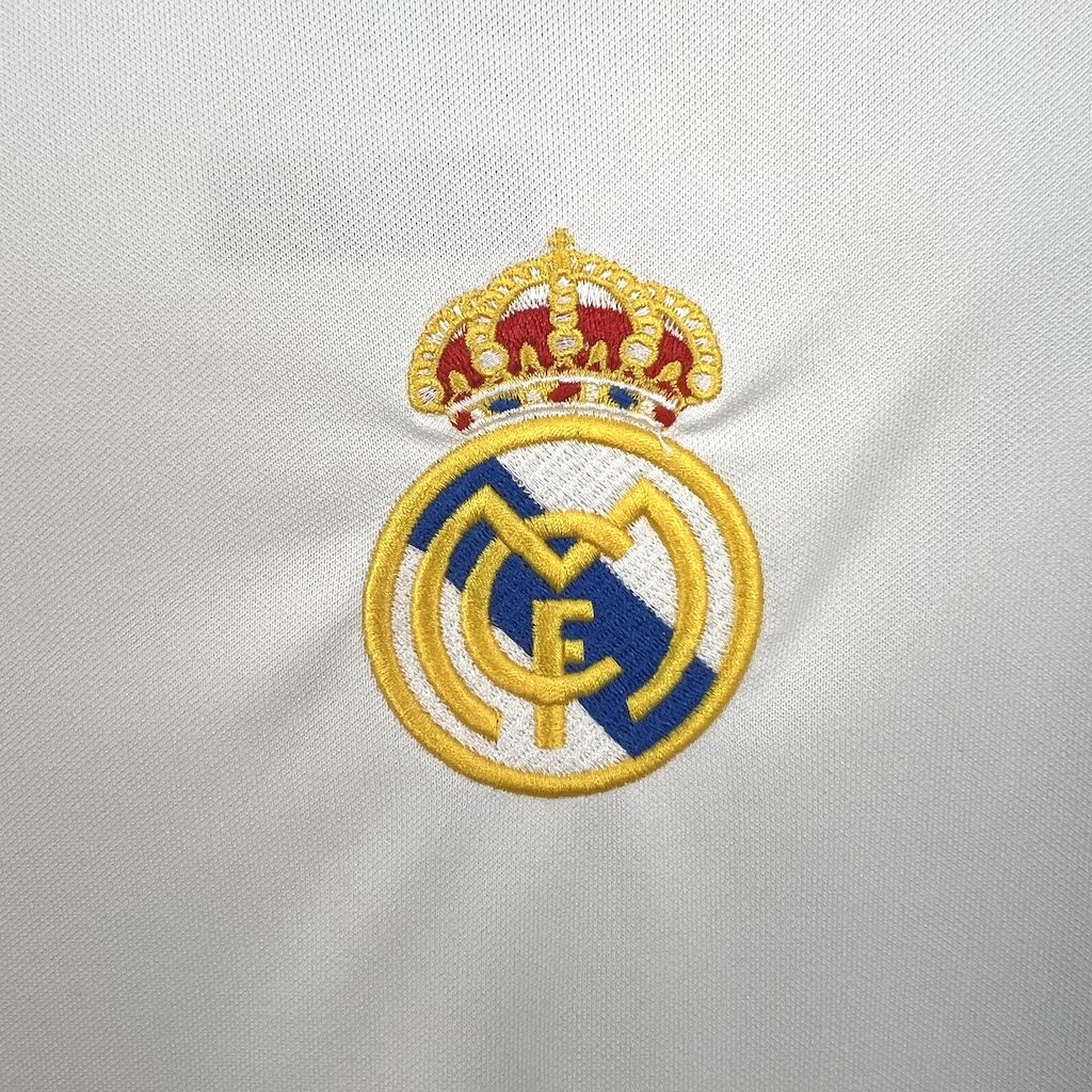 2024111213265218.jpg Retro Real Madrid 2000/01 Home Jersey - Image 8