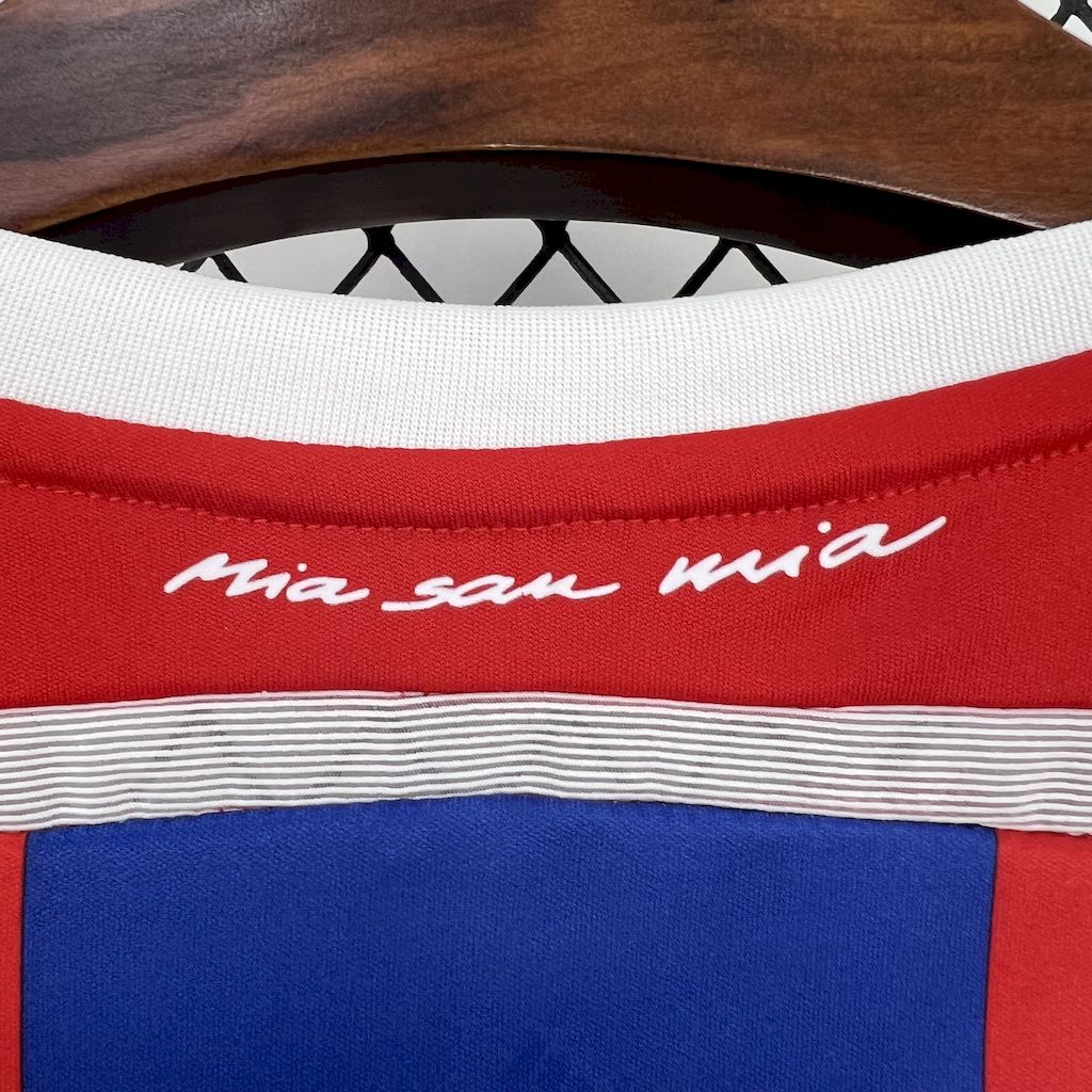 2024111213322535.jpg Retro Bayern Munich 2014/15 Home Jersey - Image 4
