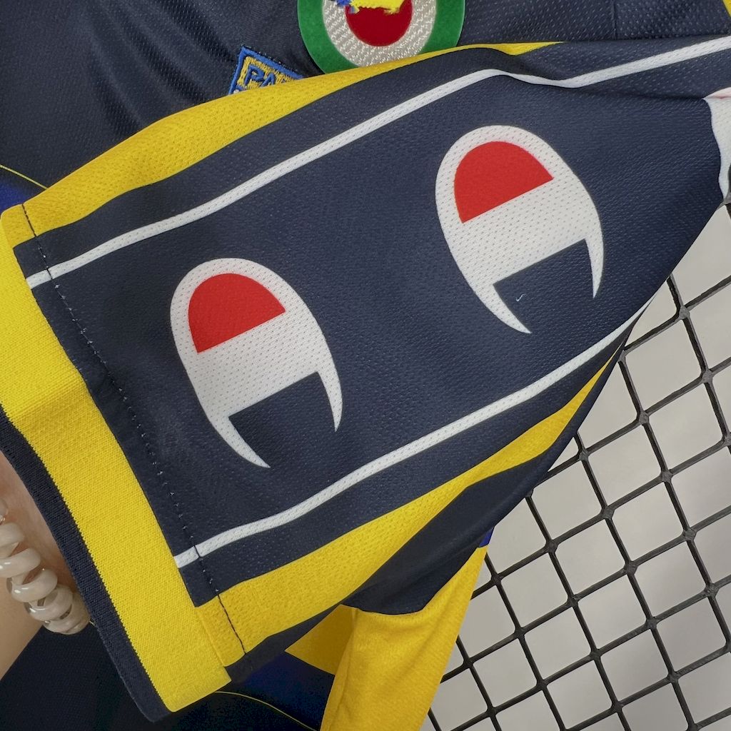 2024111213393875.jpg Retro Parma Calcio 1999/00 Away Jersey - Image 3