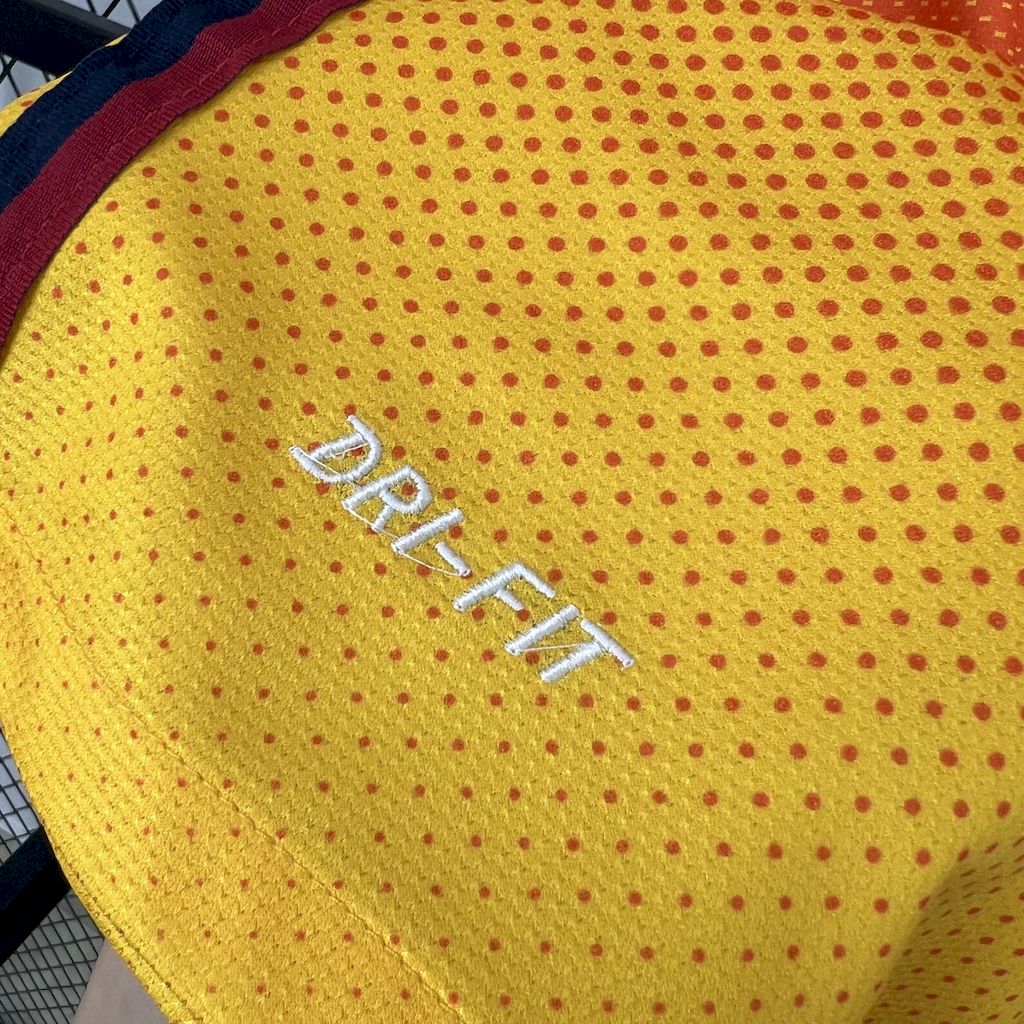 2024111612543629.jpg Retro Barcelona 2012/13 Away Jersey - Image 8