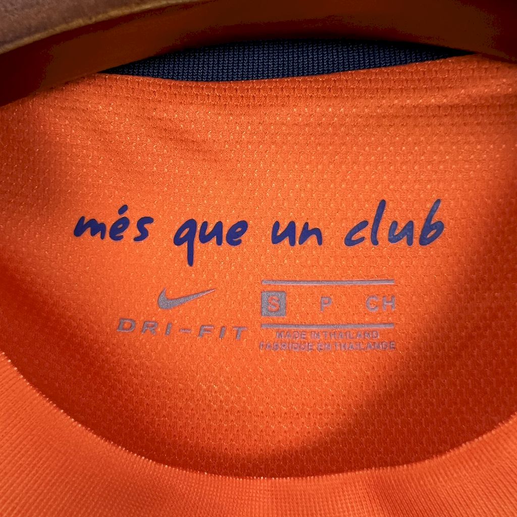 2024111612545332.jpg Retro Barcelona 2012/13 Away Jersey - Image 3