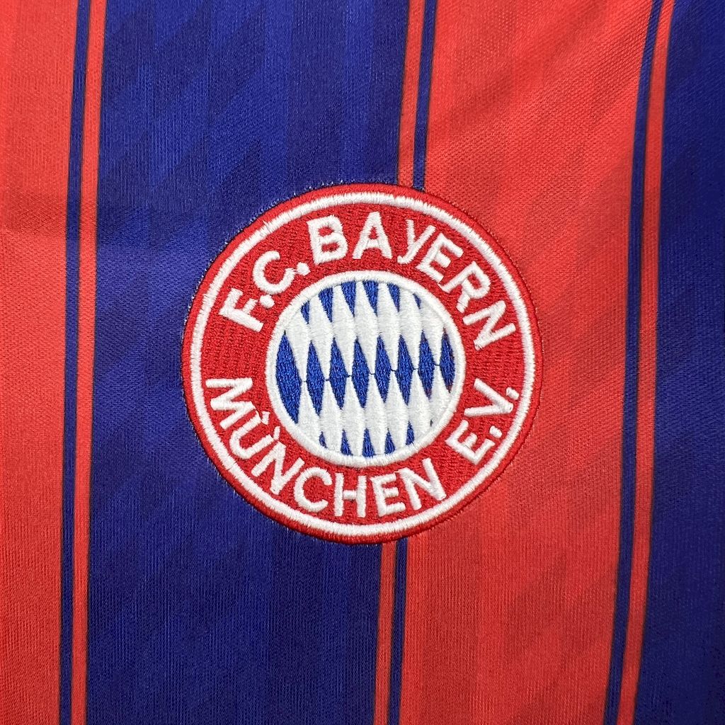 2024111612564234.jpg Retro Bayern Munich 1995/97 Home Jersey - Image 6