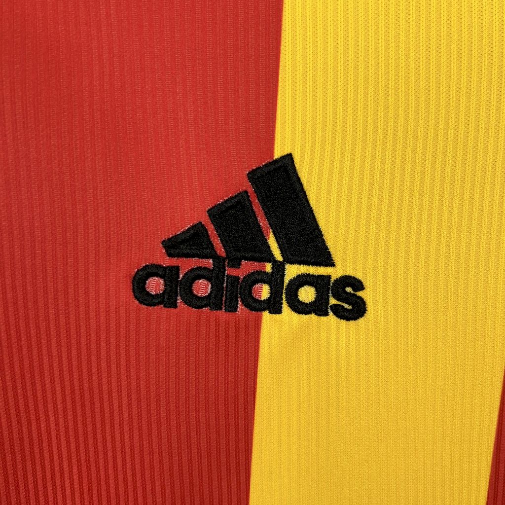 2024111613014385.jpg Retro Galatasaray 1999/00 Home Jersey - Image 7
