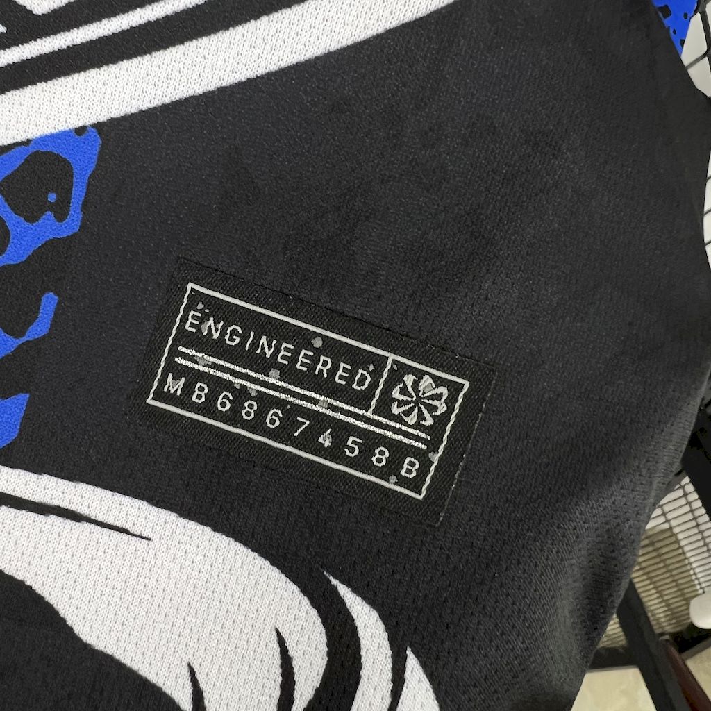 202411161302186.jpg Mens Inter Milan 2024/25 White Mamba Special Edition Jersey - Image 3