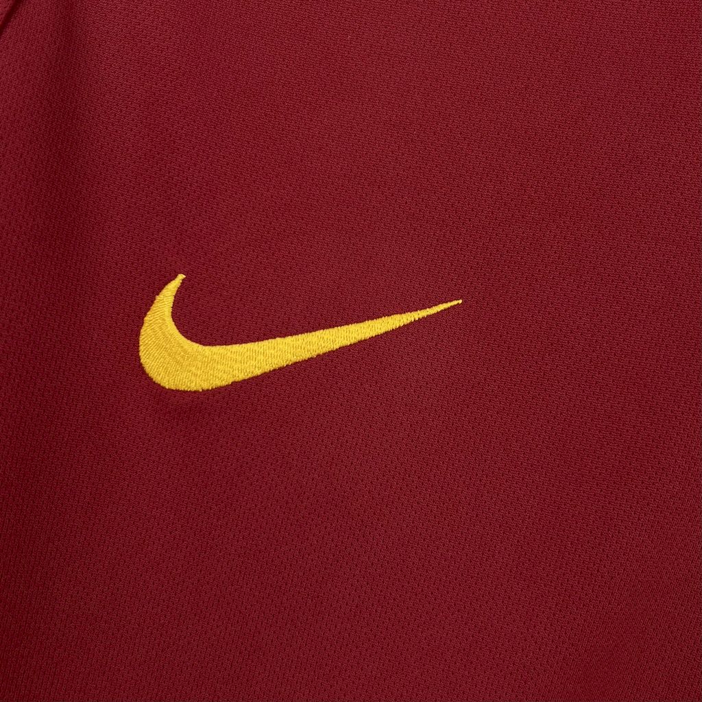 2024111613070366.jpg Retro Portugal 2006 Home Jersey - Image 5