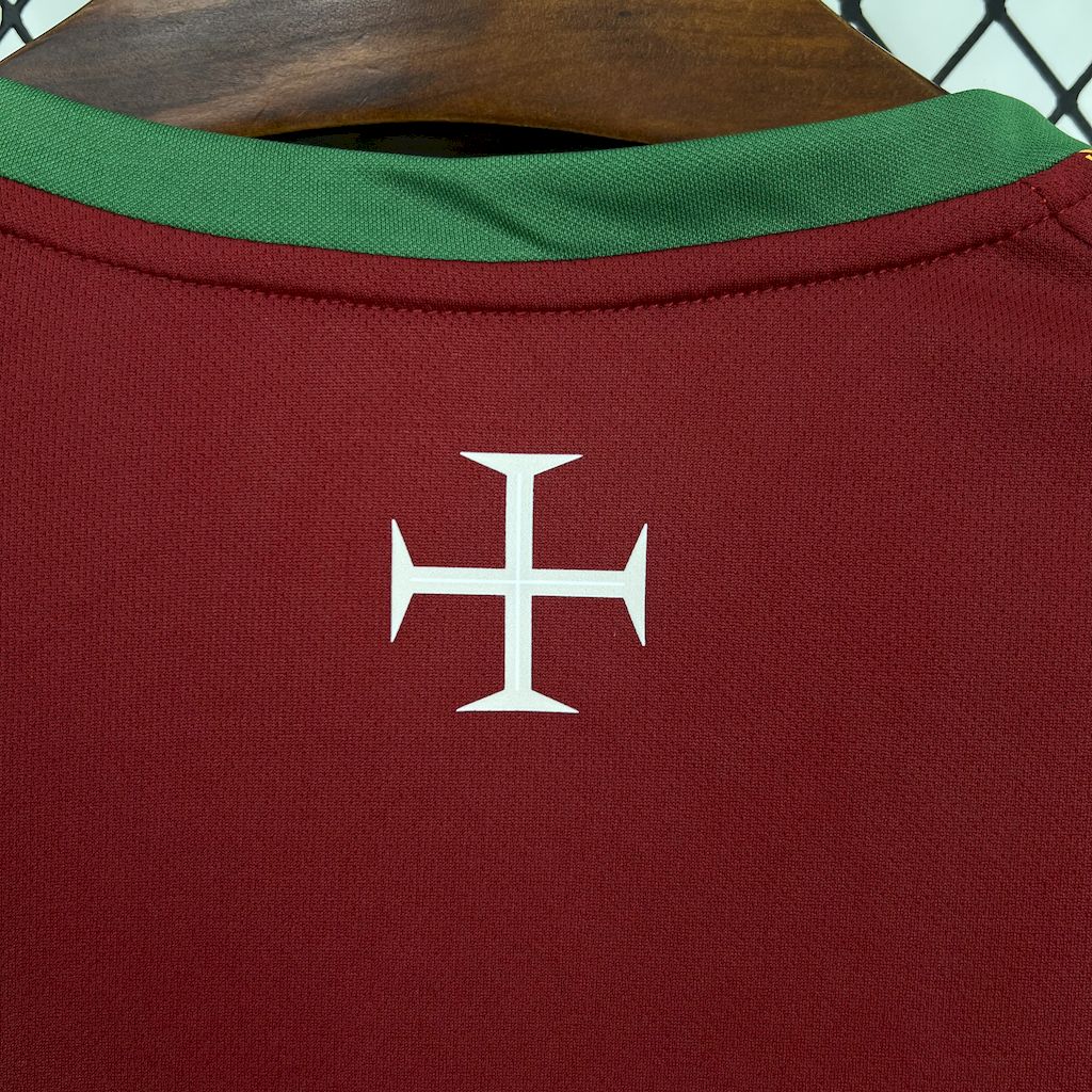 2024111613071496.jpg Retro Portugal 2006 Home Jersey - Image 7