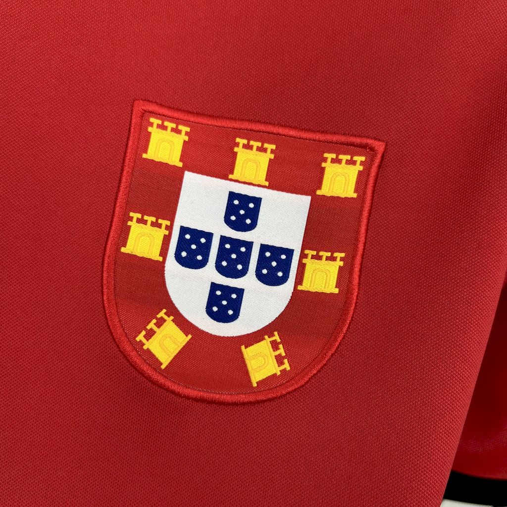 2024111613072155.jpg Retro Portugal 1966/69 Home Jersey - Image 5