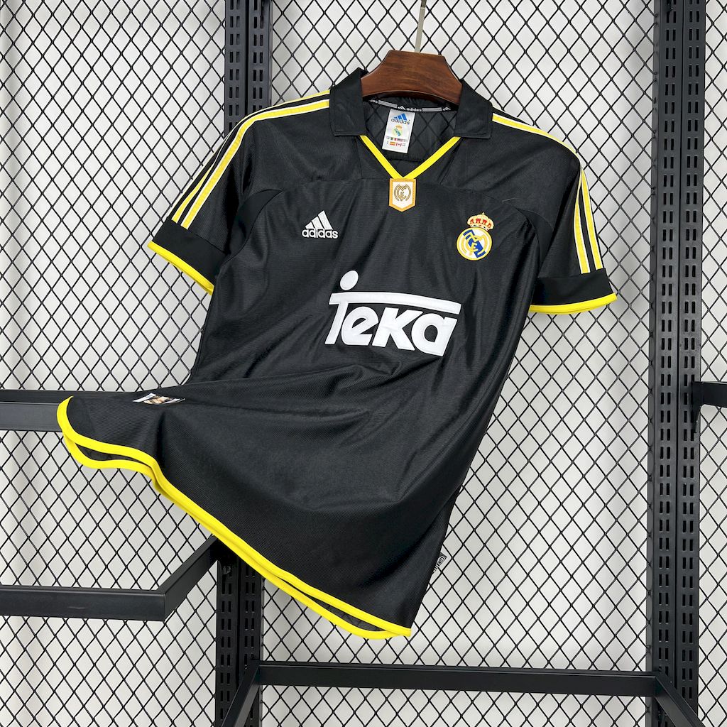 2024111613084578.jpg Retro Real Madrid 1998/00 Away Jersey - Image 1