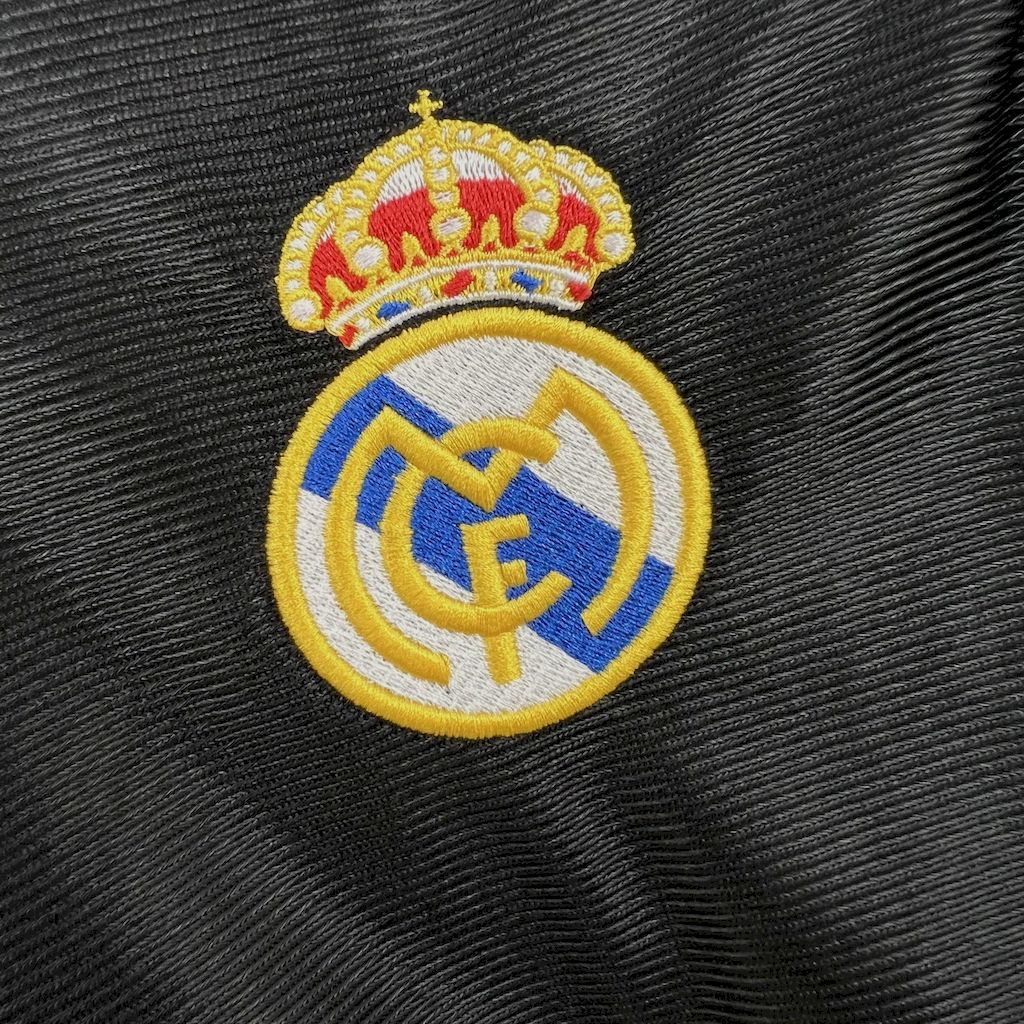 2024111613085018.jpg Retro Real Madrid 1998/00 Away Jersey - Image 8