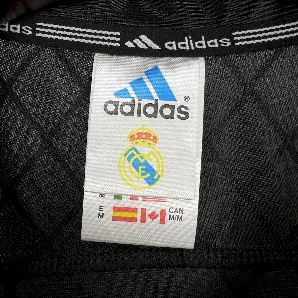 2024111613090178.jpg Retro Real Madrid 1998/00 Away Jersey - Image 5