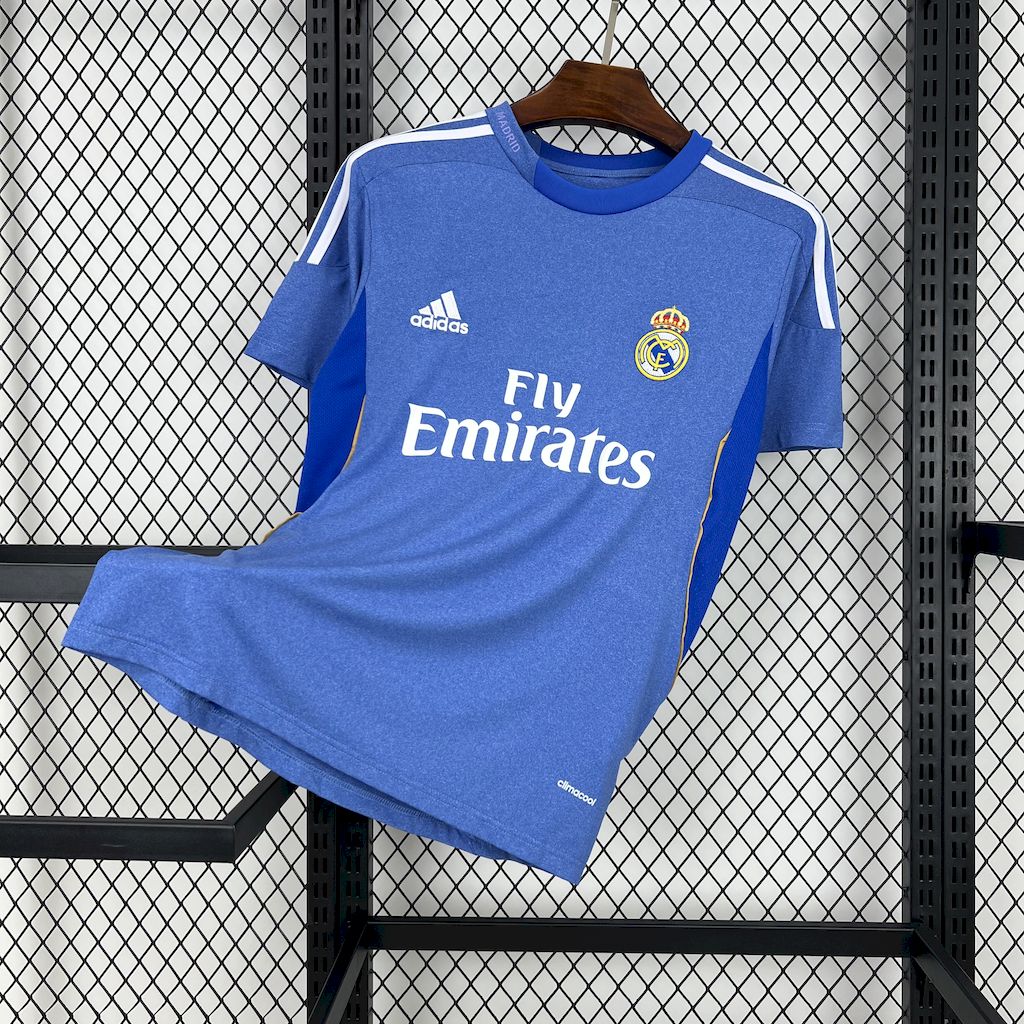 2024111613091146.jpg Retro Real Madrid 2013/14 Away Jersey - Image 1