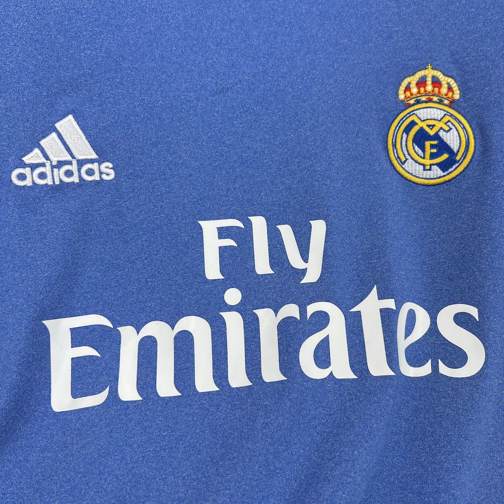 2024111613091723.jpg Retro Real Madrid 2013/14 Away Jersey - Image 6