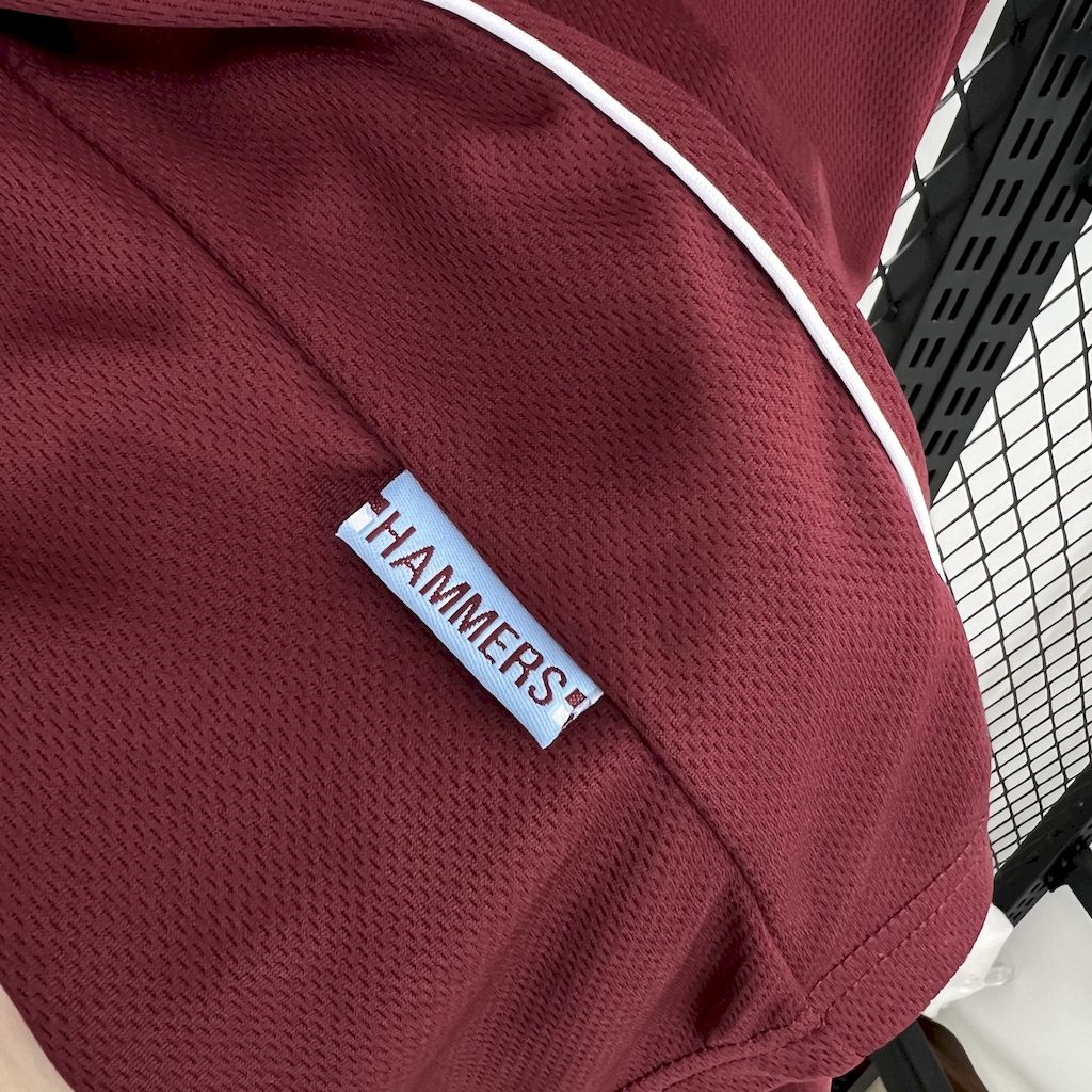 2024111613122821.jpg Retro West Ham United 1999/01 Home Jersey - Image 9