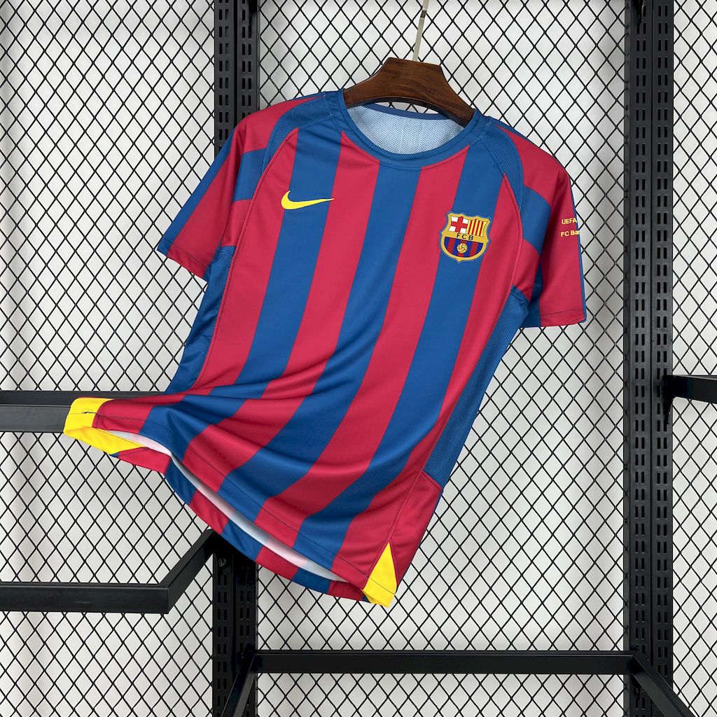 2024111616411364.jpg Retro Barcelona 2005/06 Home Jersey - Image 1