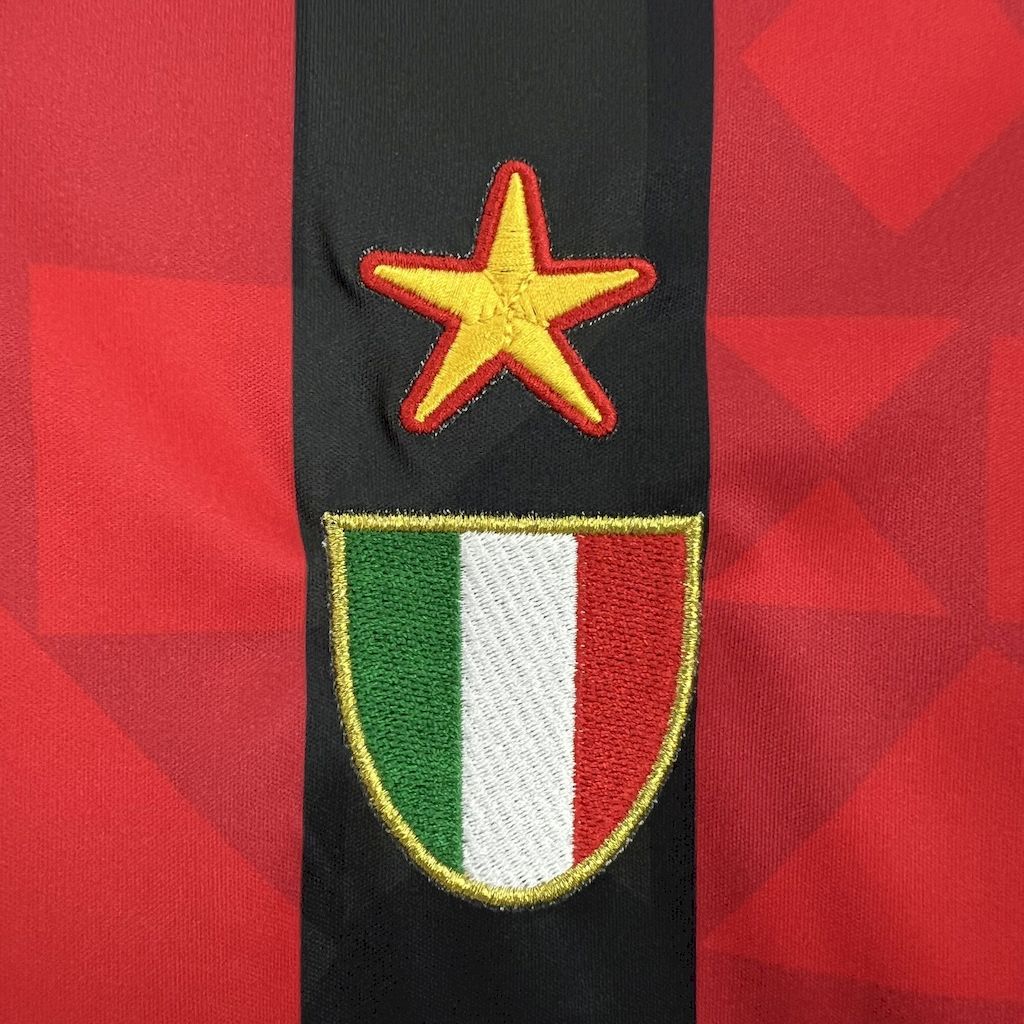 2024111711281176.jpg Retro AC Milan 1995/96 Home Jersey - Image 5